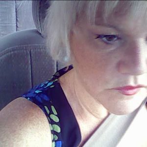 Meet your Posher, Joni